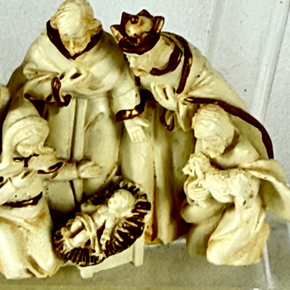 Little Acrylic Creche Nativity Ornament Stable Star Detailed Excellent Gift - Picture 6 of 13